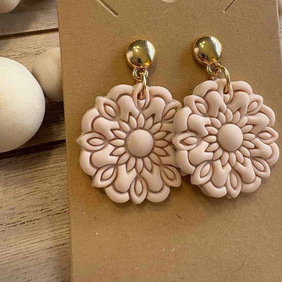 Blush Pink Floral Embossed Earrings with Gold Studs | Handmade Statement Jewelry - Picture 3 of 6